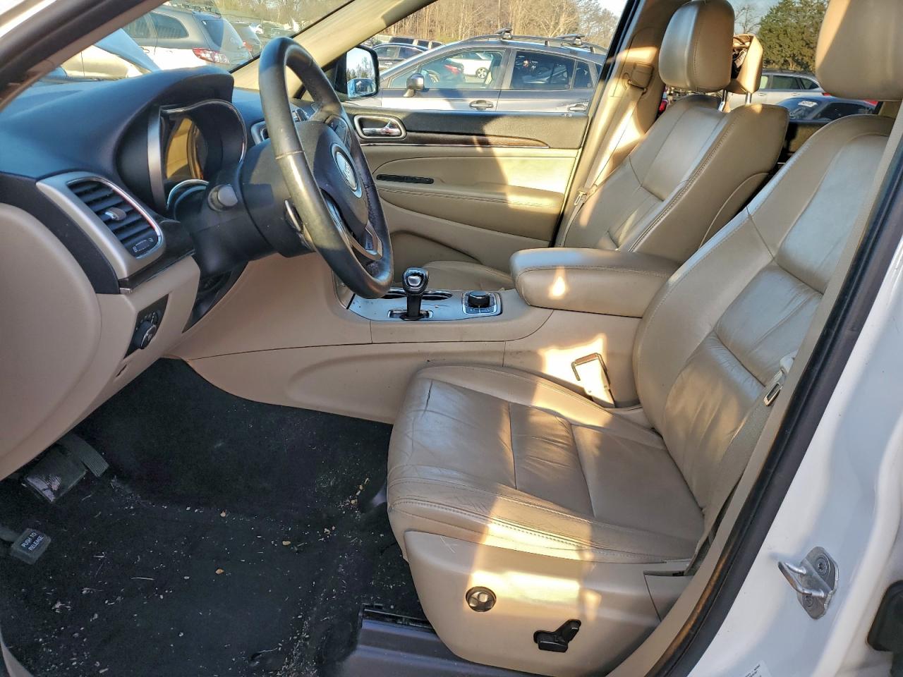 Jeep Grand Cherokee Limited Image 3