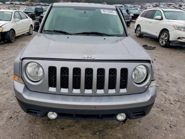 Jeep Patriot Latitude Image 5