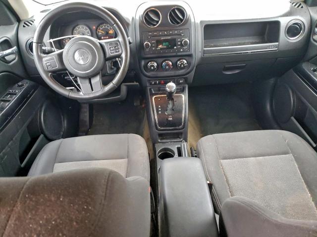 Jeep Patriot Latitude Image 10