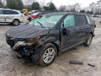  Salvage Kia Carnival