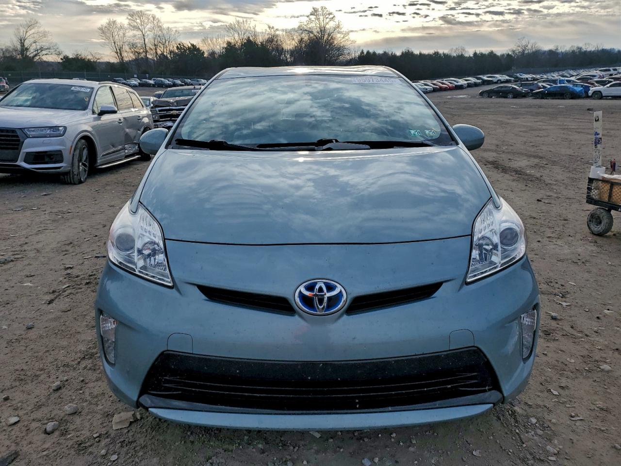 Toyota Prius Image 2