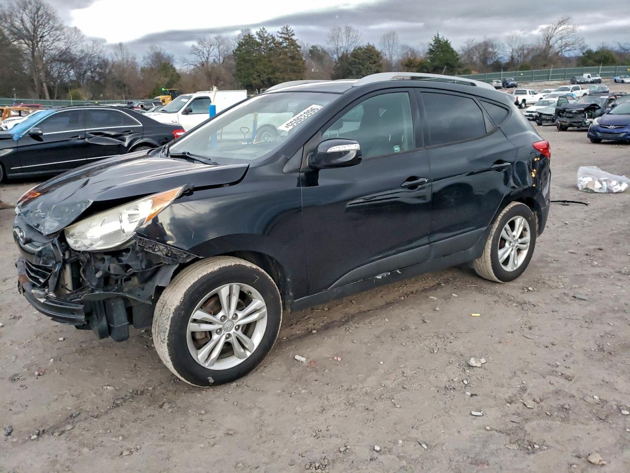 Hyundai TUCSON Gls Image 1