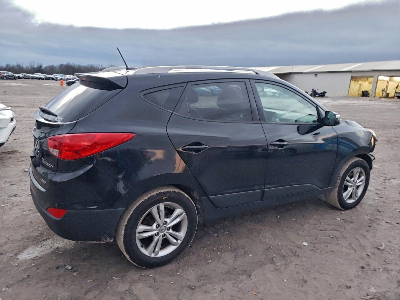 Hyundai TUCSON Gls Image 11