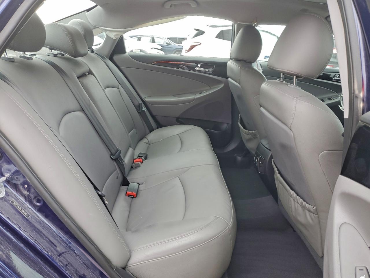 Hyundai SONATA Se Image 9