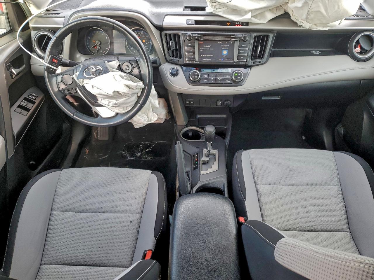 Toyota RAV4 Adventure Image 3