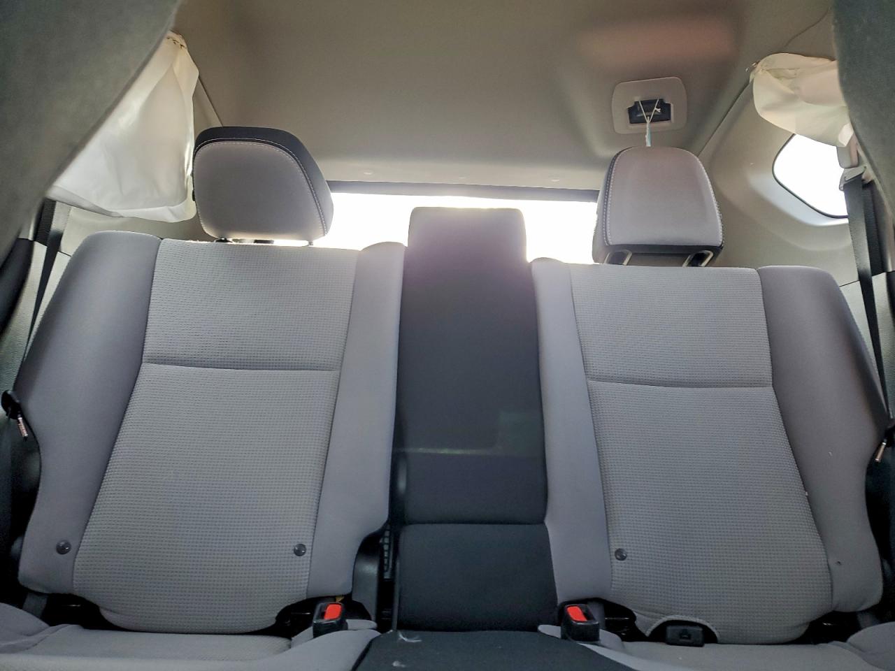 Toyota RAV4 Adventure Image 6