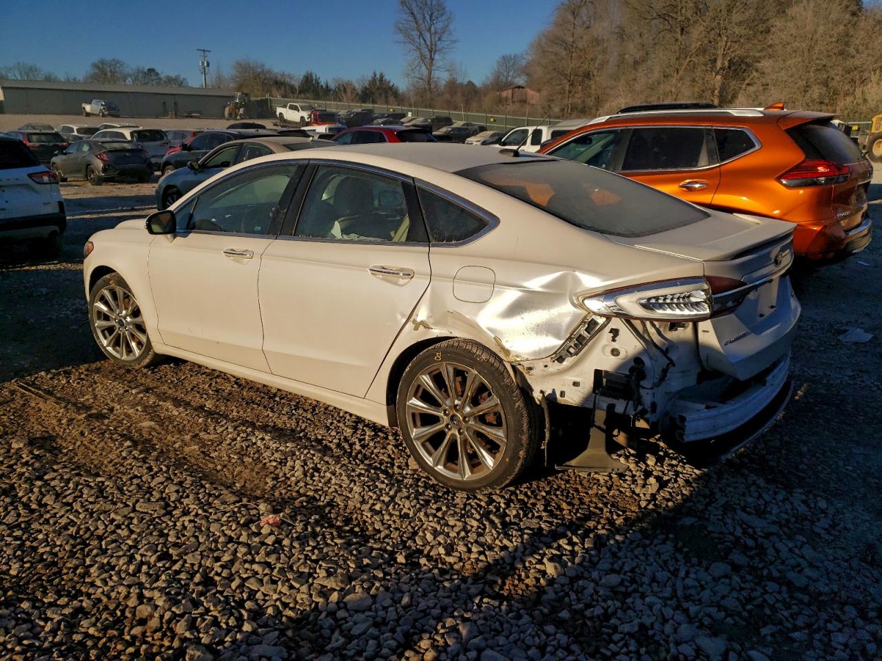 Ford Fusion Titanium Image 4