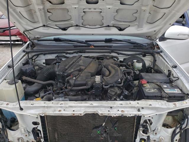 Toyota Tacoma Image 13