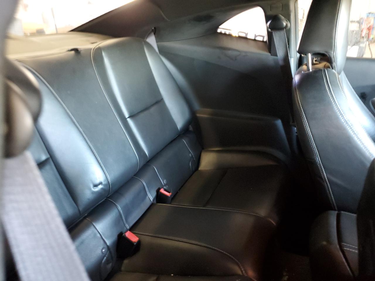 Chevrolet Camaro Lt Image 8