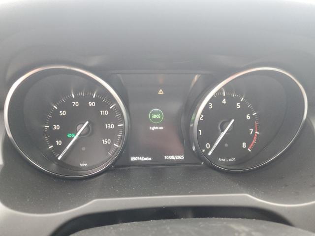 Land Rover Range Rover Hse Dynamic Image 11