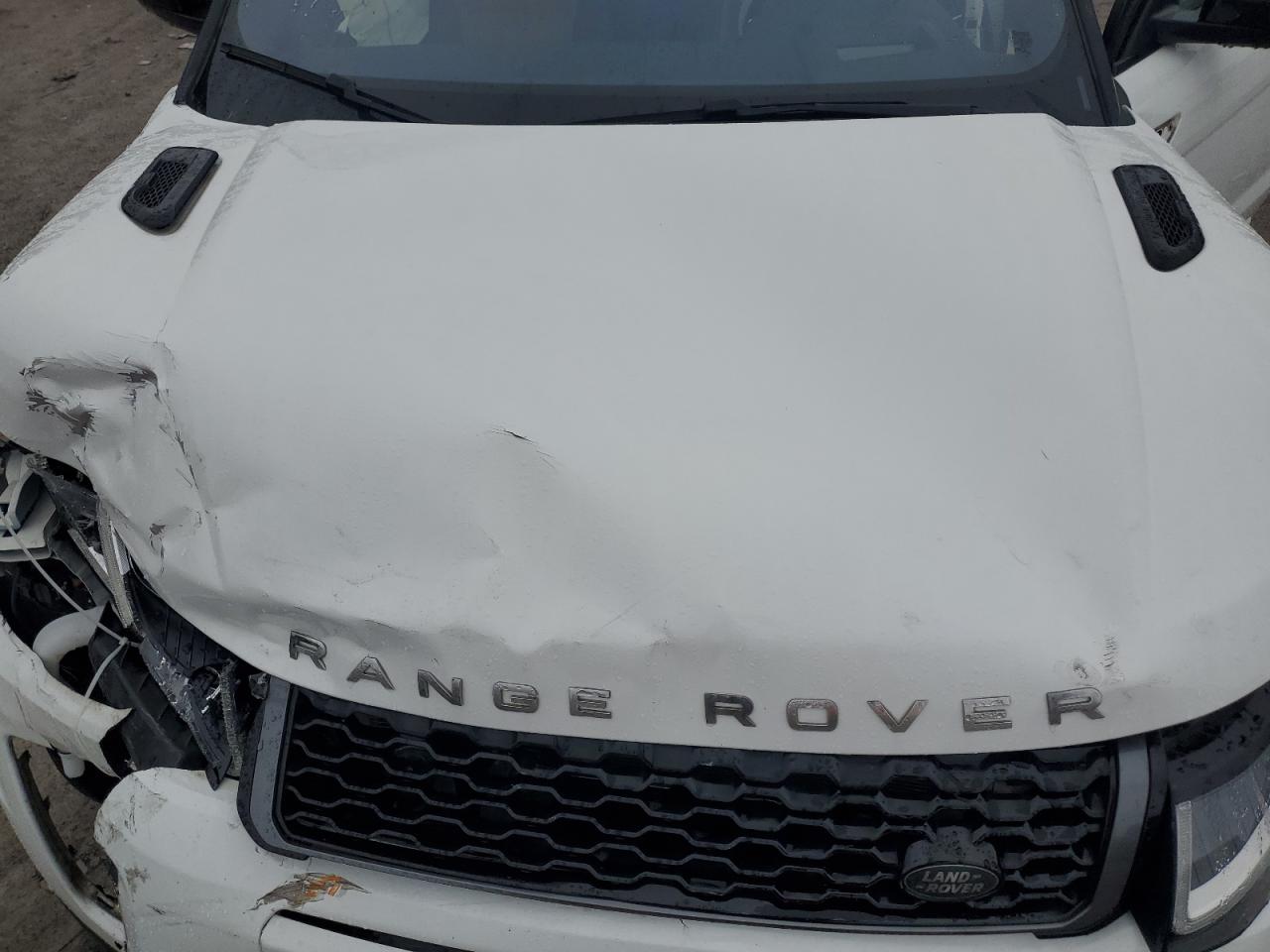 Land Rover Range Rover Hse Dynamic Image 9