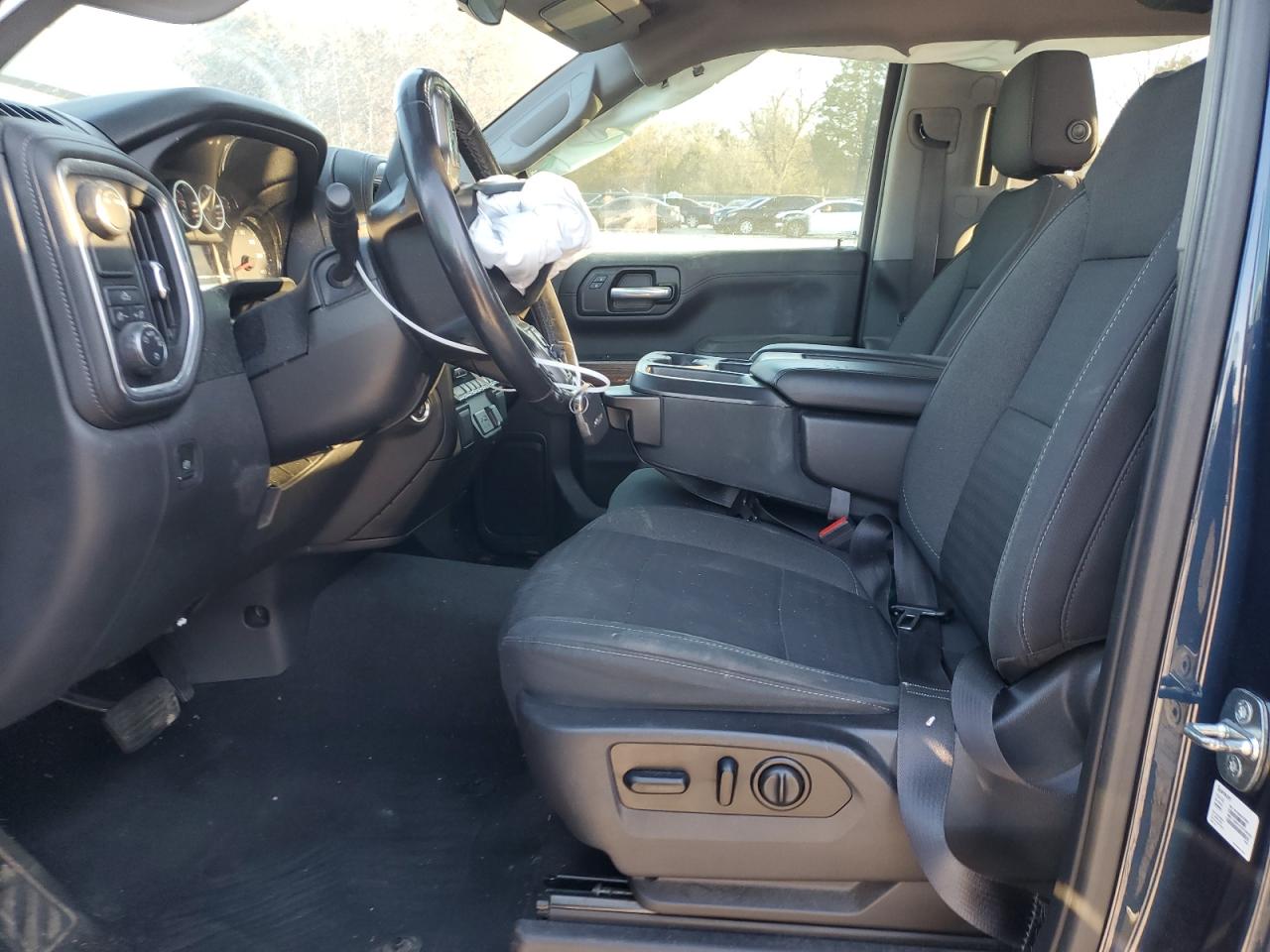 Chevrolet Silverado C1500 Lt Image 2