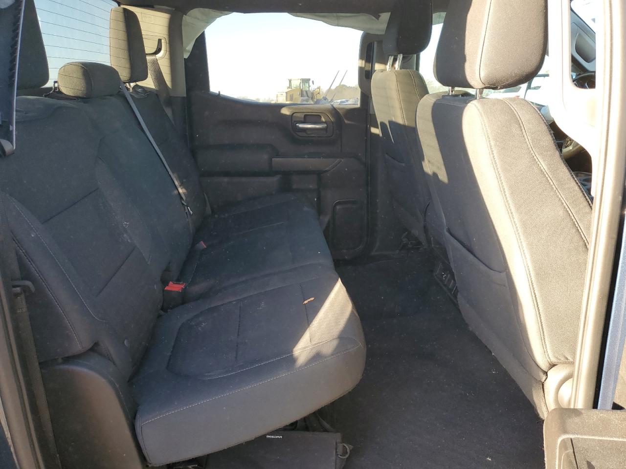 Chevrolet Silverado C1500 Lt Image 9