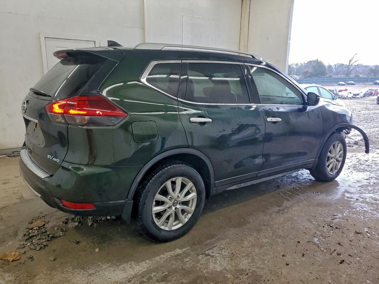 Nissan Rogue S Image 13