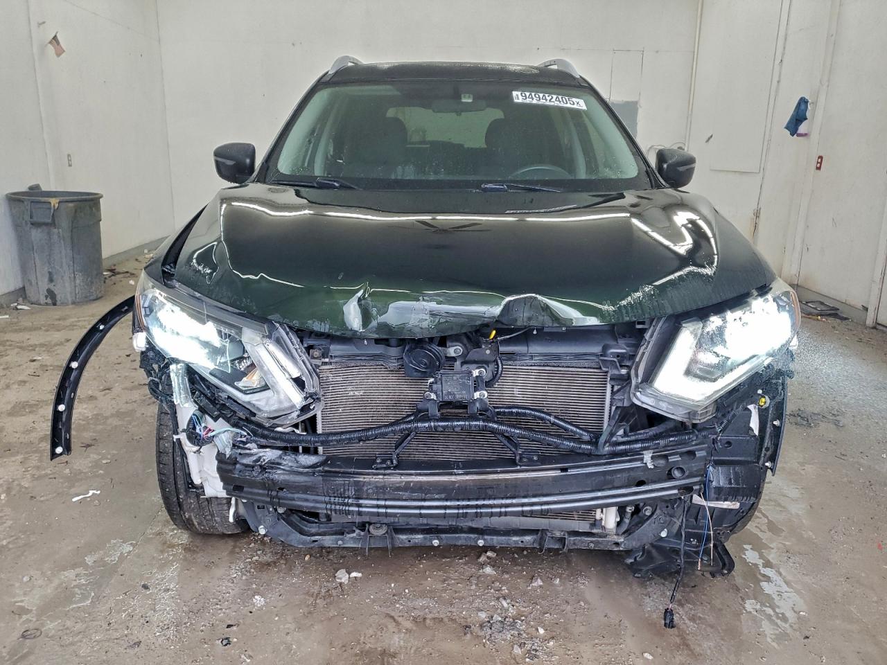 Nissan Rogue S Image 6