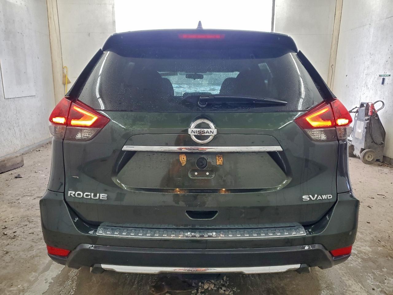 Nissan Rogue S Image 5