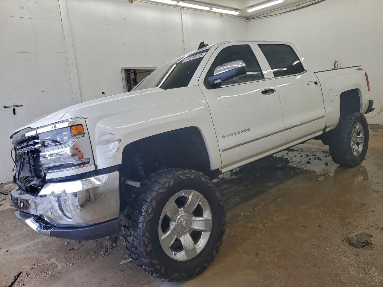 Chevrolet Silverado K1500 Ltz Image 1