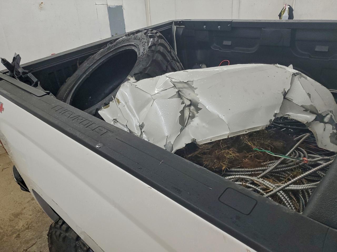 Chevrolet Silverado K1500 Ltz Image 8