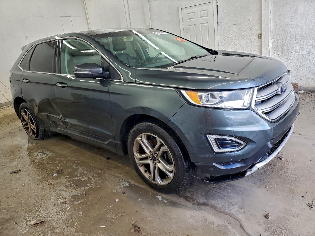 Ford Edge Titanium Image 7