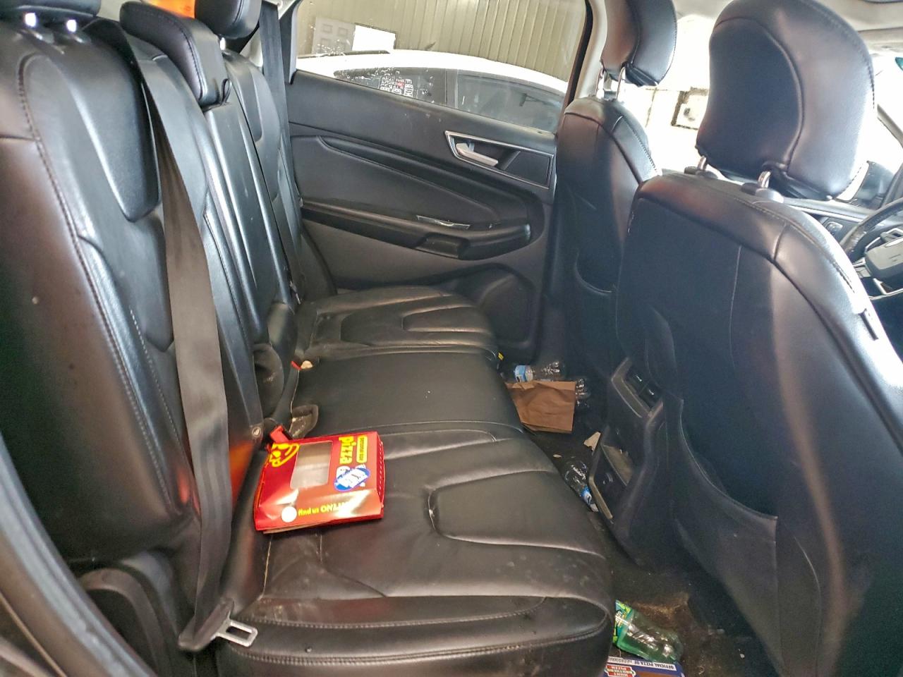 Ford Edge Titanium Image 10