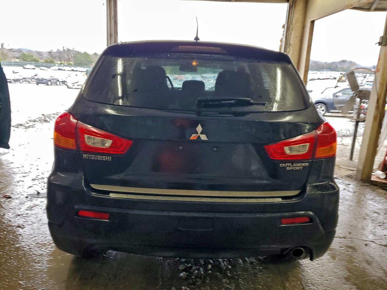 Mitsubishi Outlander Se Image 9