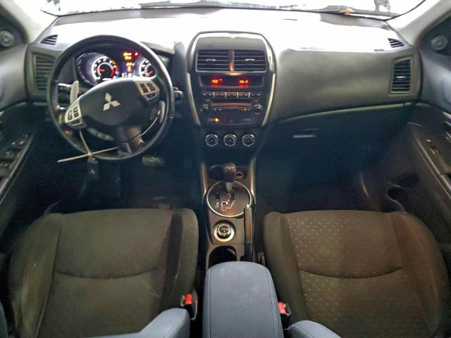 Mitsubishi Outlander Se Image 3