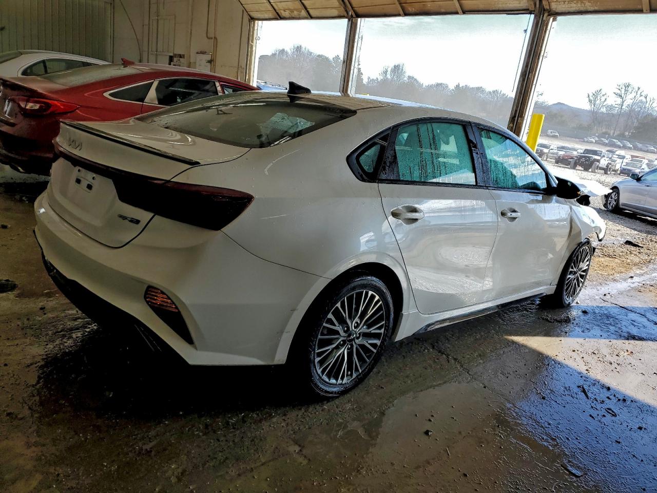 Kia Forte Gt Line Image 4