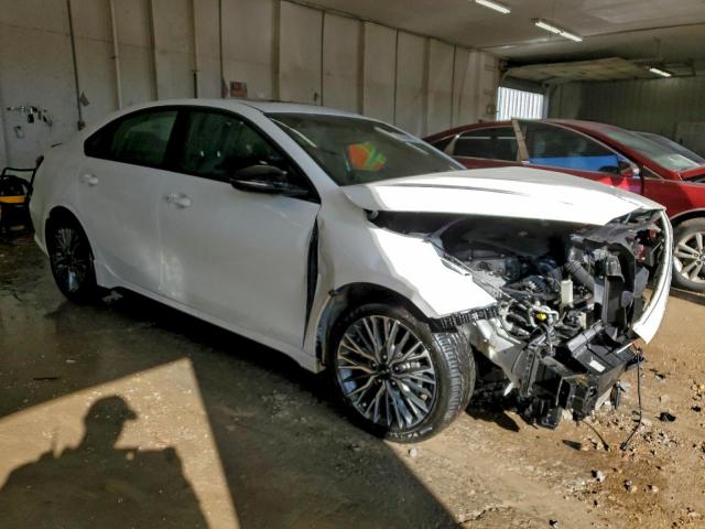 Kia Forte Gt Line Image 2