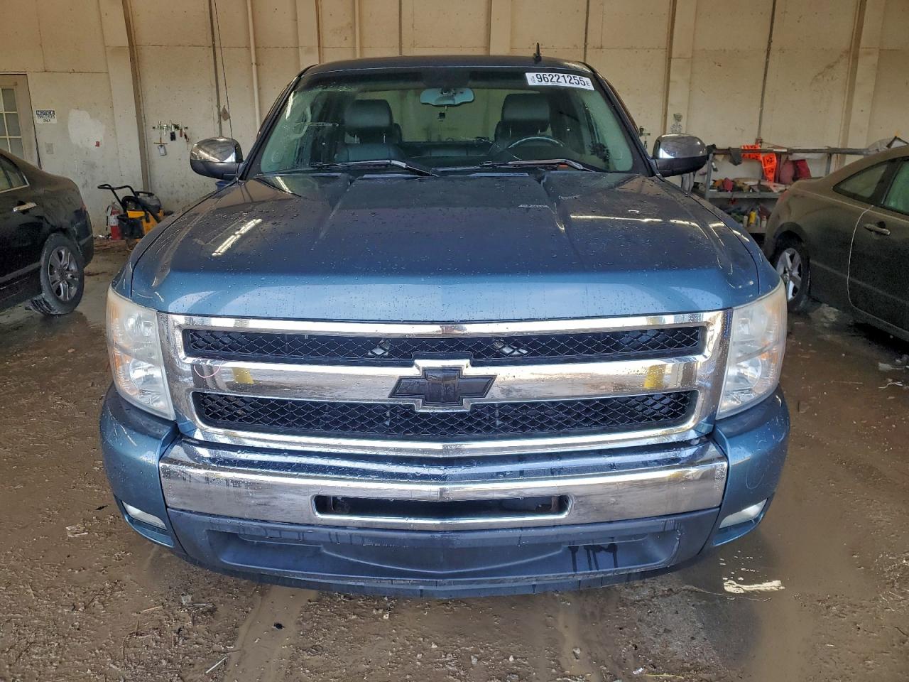 Chevrolet Silverado C1500 Lt Image 7