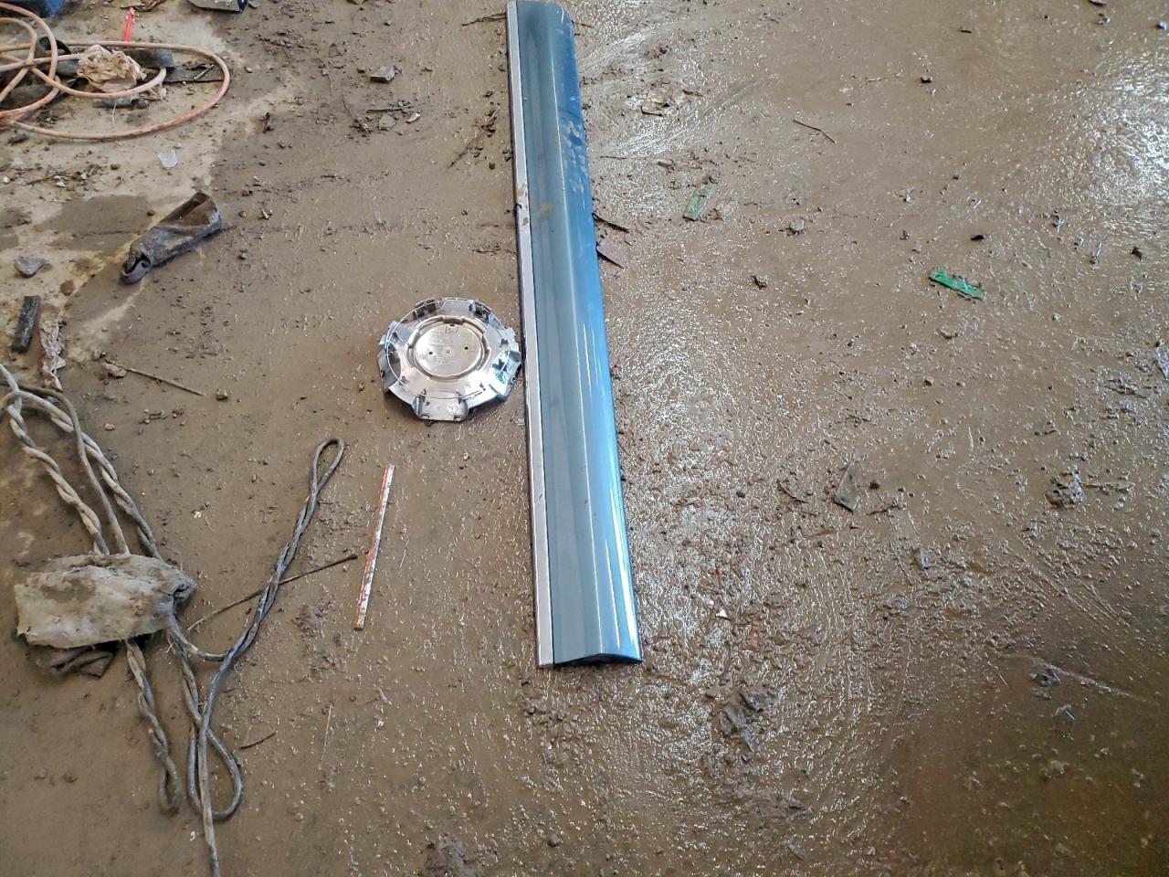 Chevrolet Silverado C1500 Lt Image 12