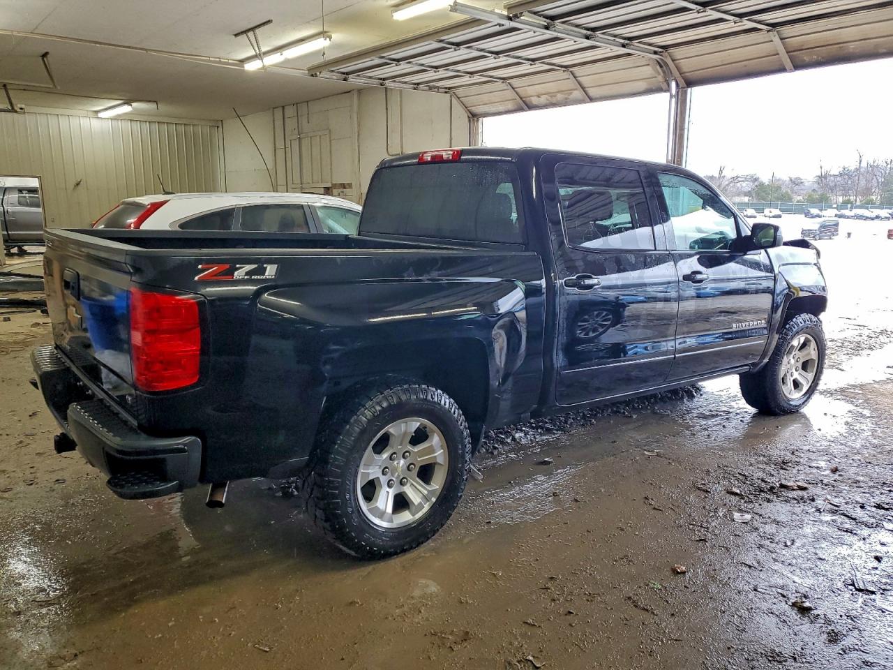 Chevrolet Silverado K1500 Lt Image 3