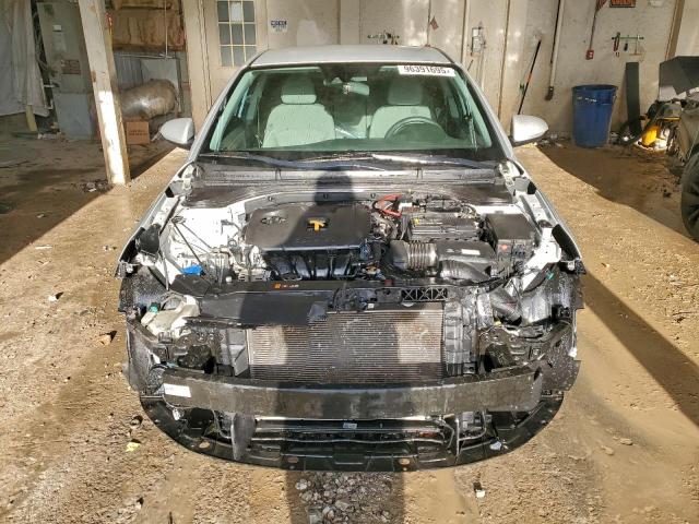 Hyundai ELANTRA Sel Image 7