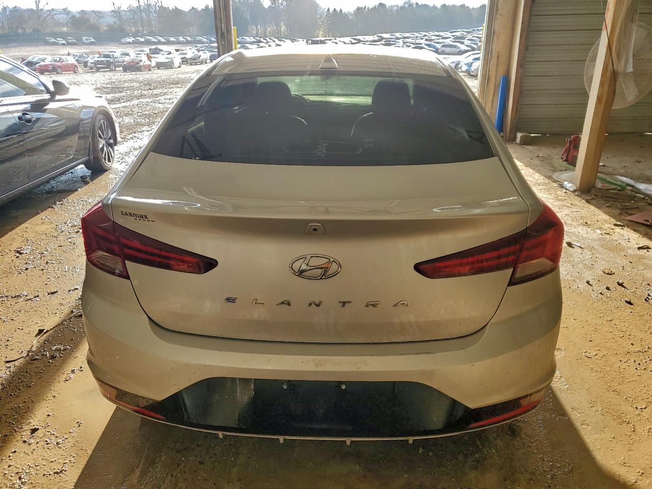 Hyundai ELANTRA Sel Image 6