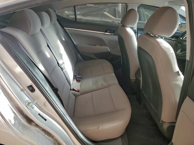 Hyundai ELANTRA Sel Image 9