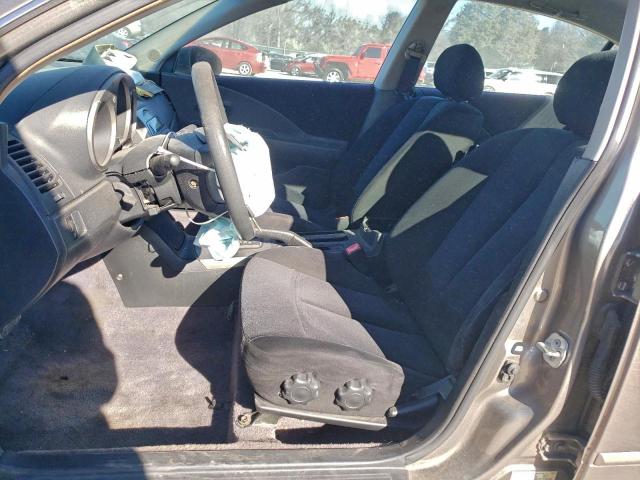 Nissan Altima Base Image 4