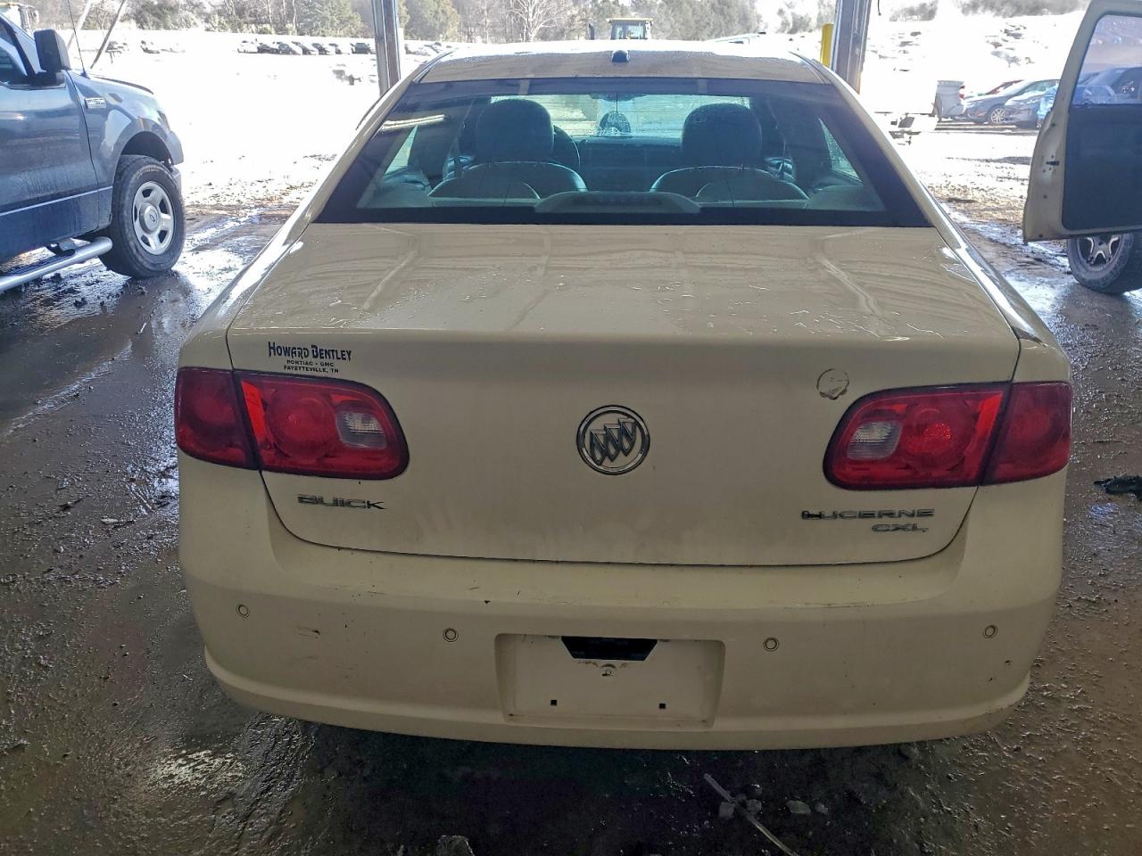 Buick Lucerne Cxl Image 12