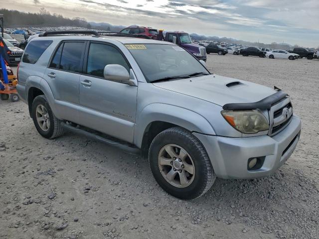 Toyota 4Runner Sr5 Image 2