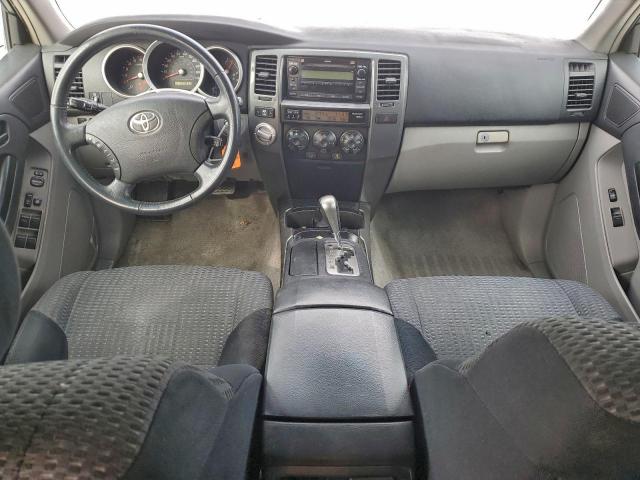 Toyota 4Runner Sr5 Image 4