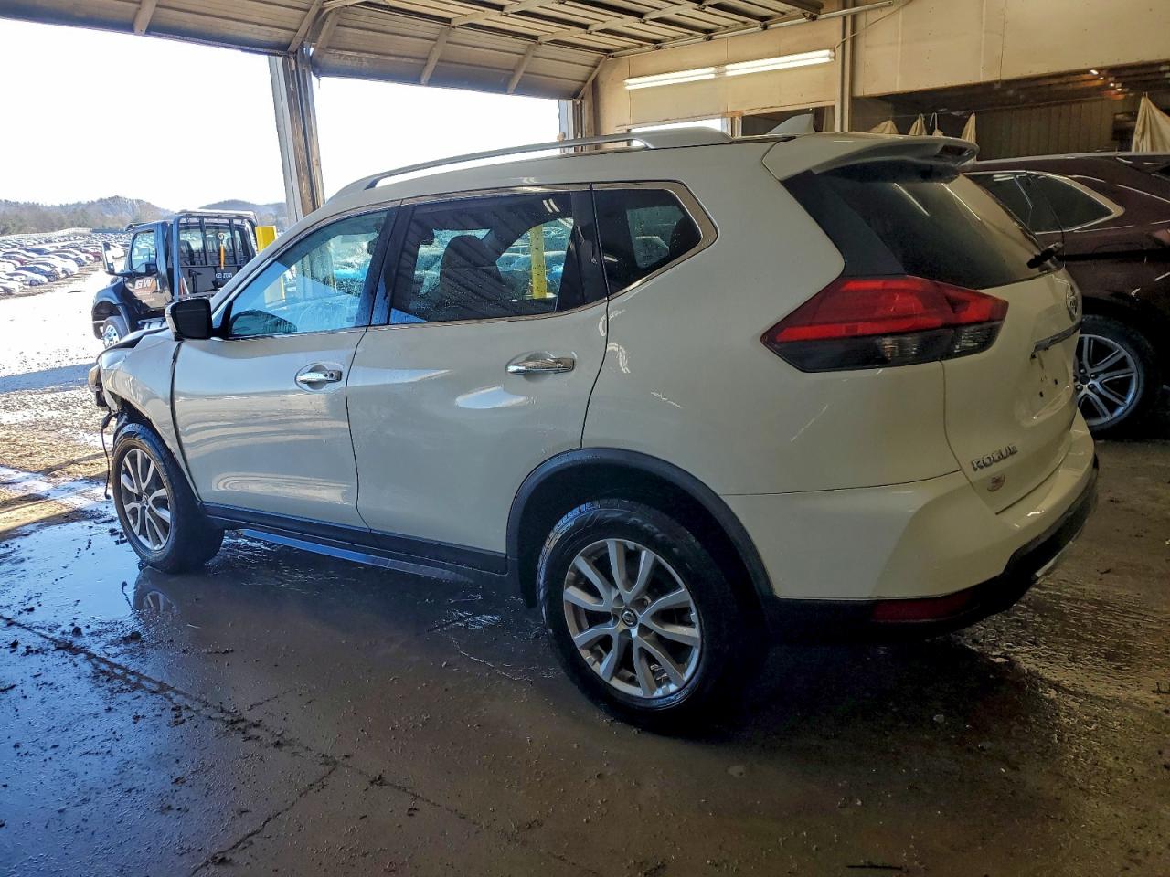 Nissan Rogue S Image 13