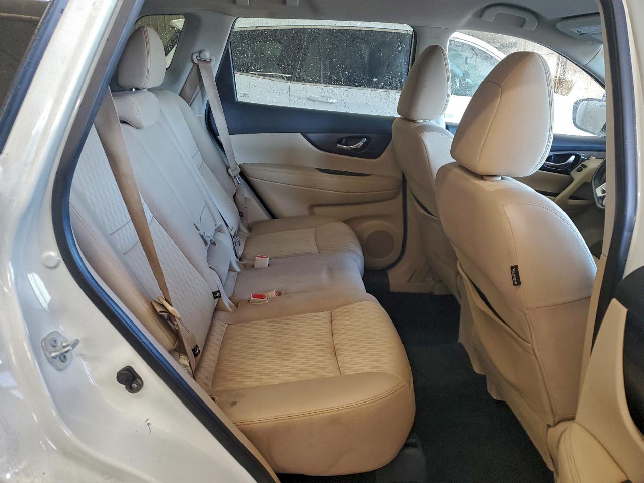 Nissan Rogue S Image 9