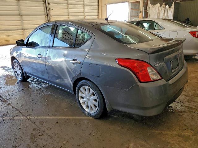 Nissan Versa S Image 2