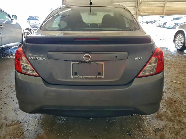 Nissan Versa S Image 9