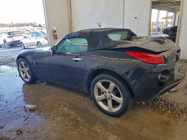 Pontiac Solstice Image 4