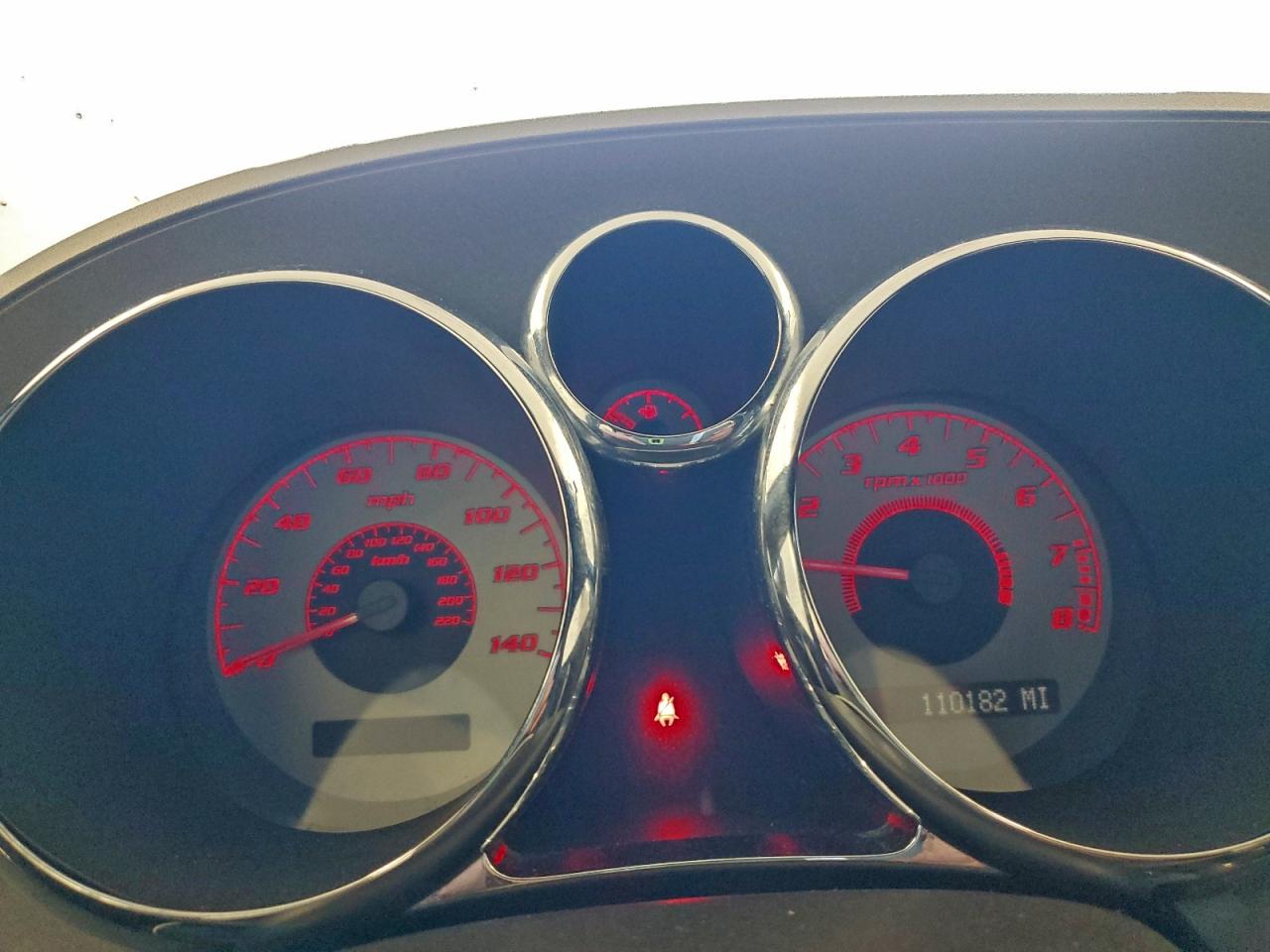 Pontiac Solstice Image 7