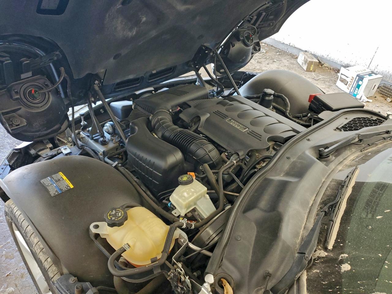 Pontiac Solstice Image 10