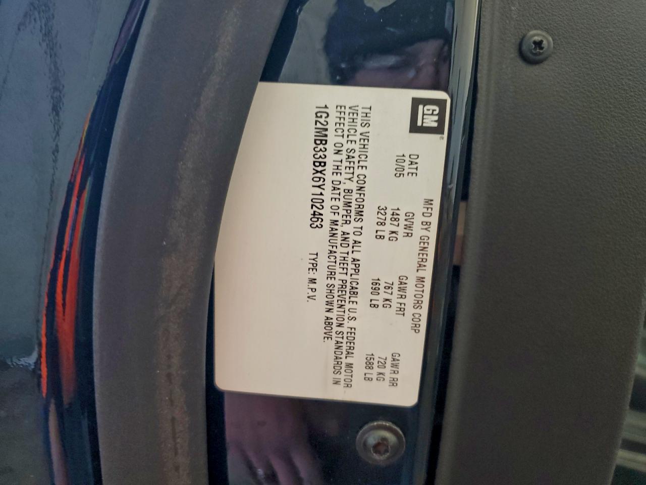 Pontiac Solstice Image 12