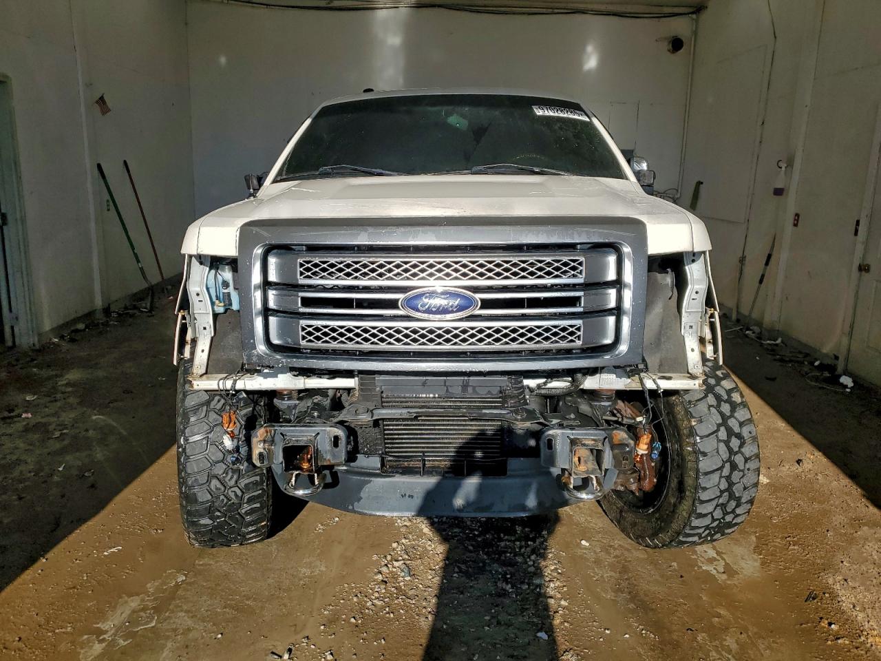 Ford F-150 Supercrew Image 2