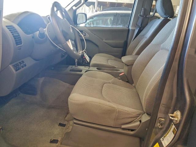 Nissan Frontier S Image 5