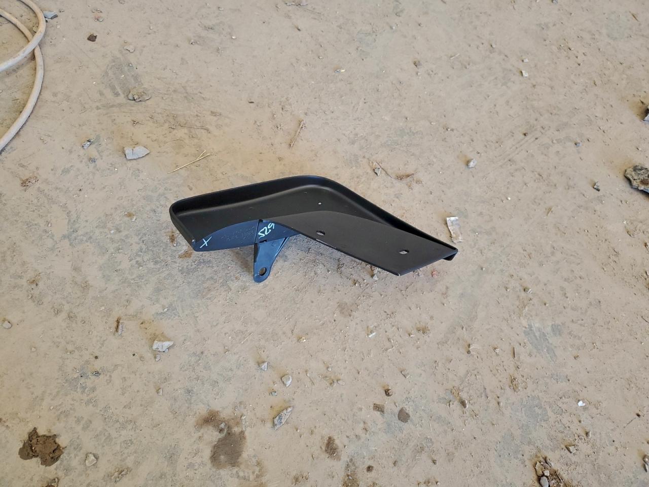 Nissan Frontier S Image 12