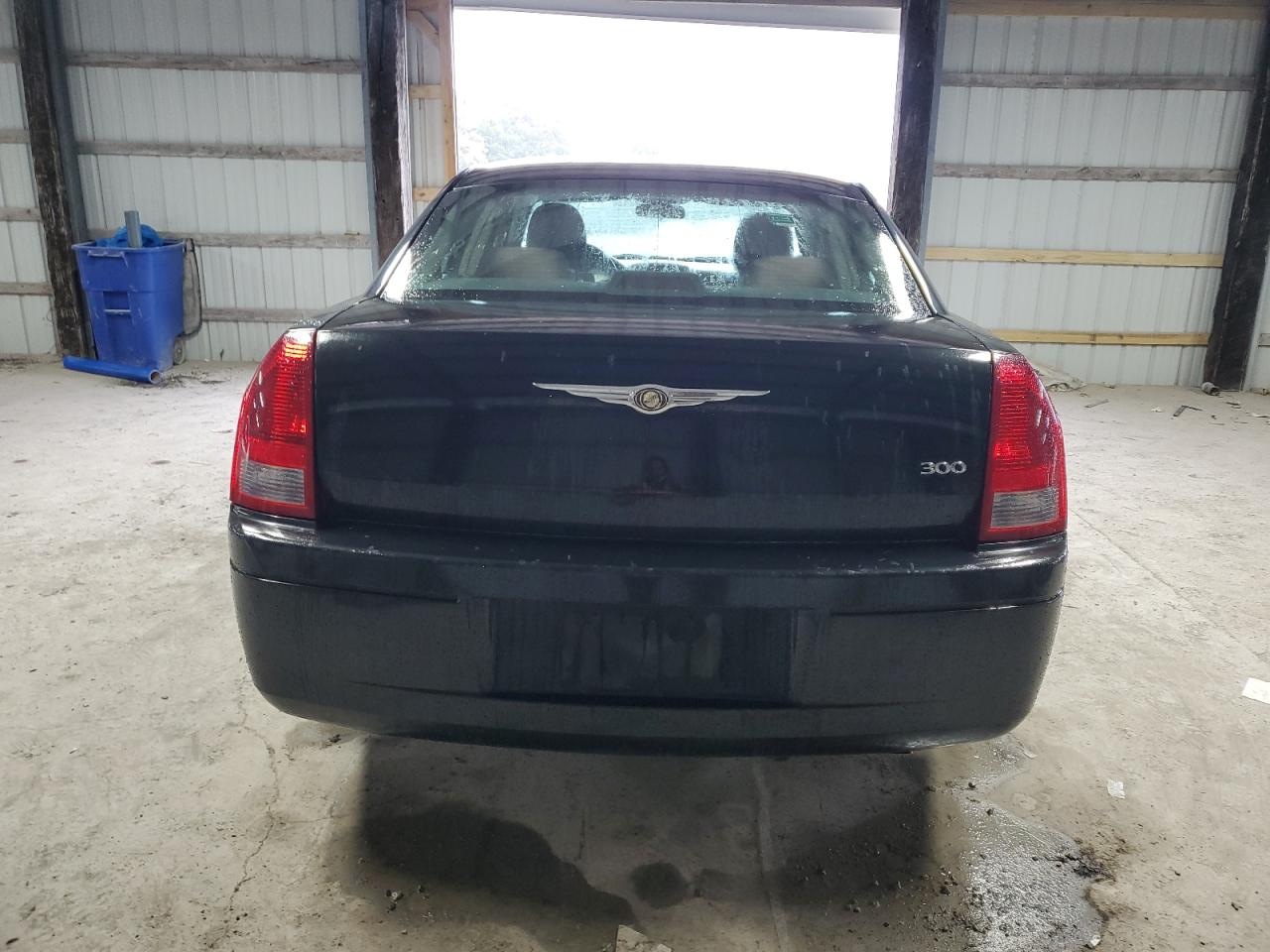 Chrysler 300 Image 7